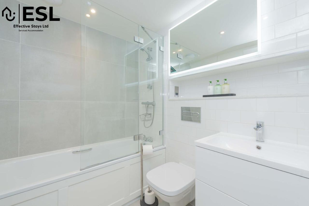2 Bedroom Church Apartment 5 Mins To Town Centre - Free Parking شروزبري المظهر الخارجي الصورة