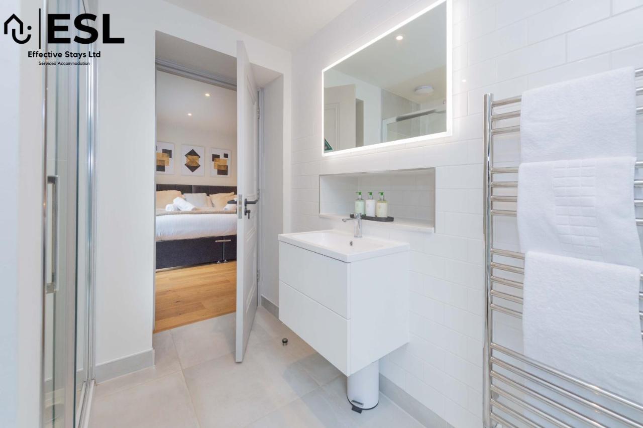 2 Bedroom Church Apartment 5 Mins To Town Centre - Free Parking شروزبري المظهر الخارجي الصورة